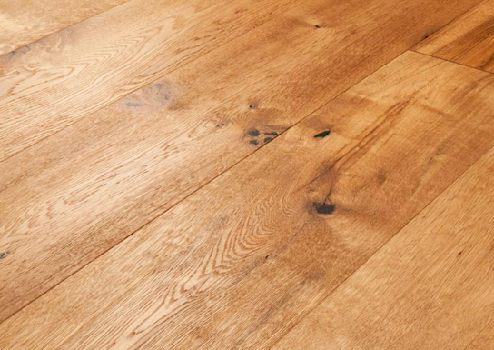 6 siroco a anglaise parquet brossé huilé naturel (uv) 1